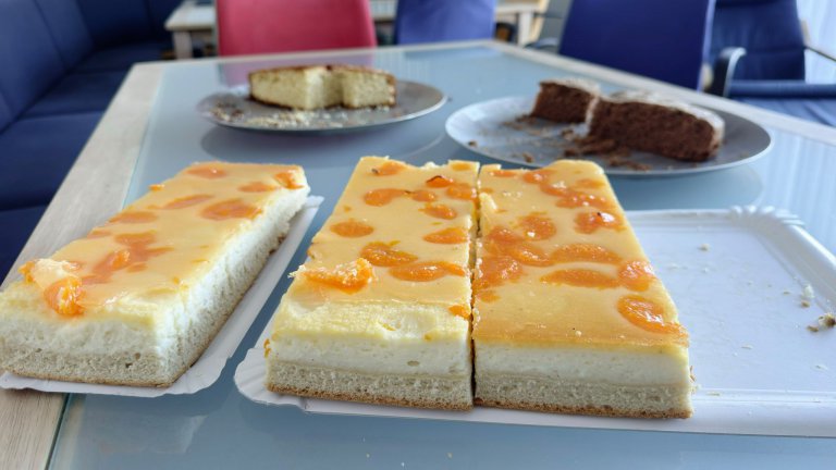 Cakes